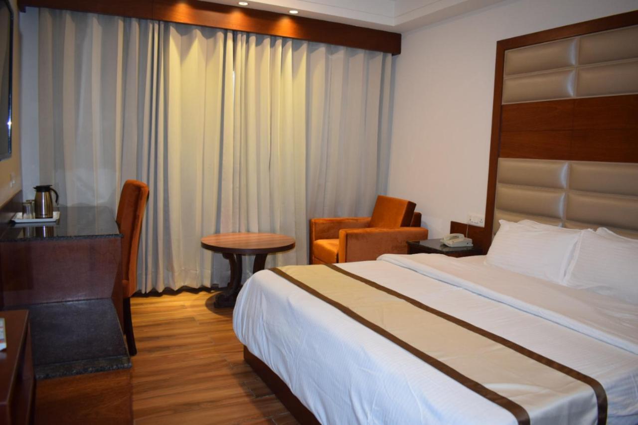 Hotel Ambica Katra カトラ エクステリア 写真