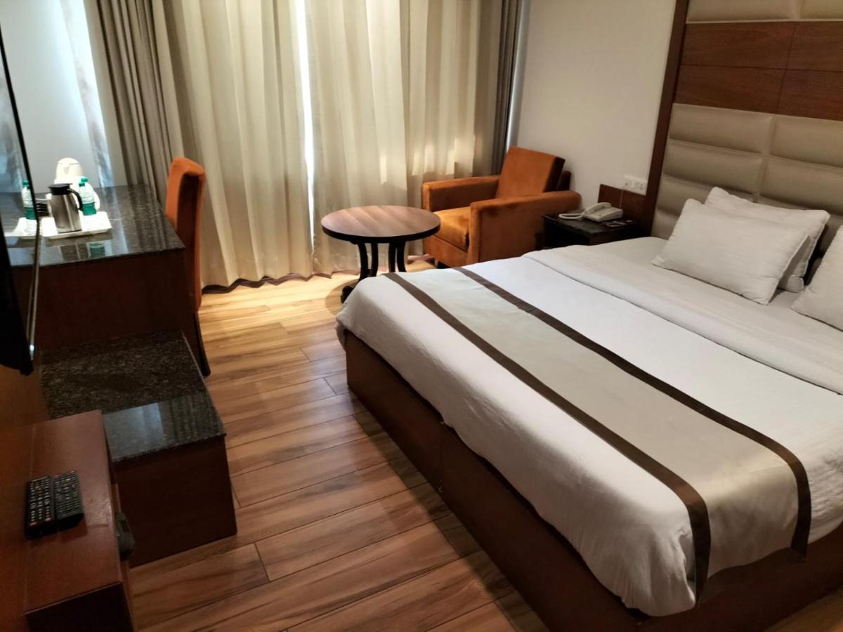 Hotel Ambica Katra カトラ エクステリア 写真