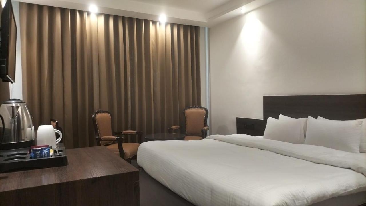 Hotel Ambica Katra カトラ エクステリア 写真